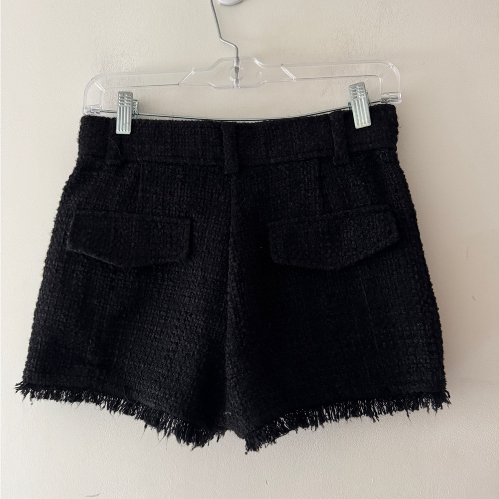 Zara Black Tweed Textured Adorable High Waisted Frayed Hem Shorts‎ - Picture 7 of 8
